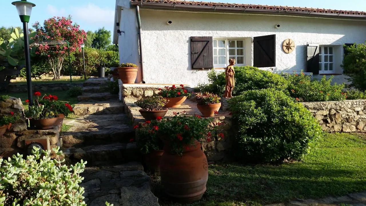Villa La Liccia Misia Santa Teresa Gallura 0*,  Itálie